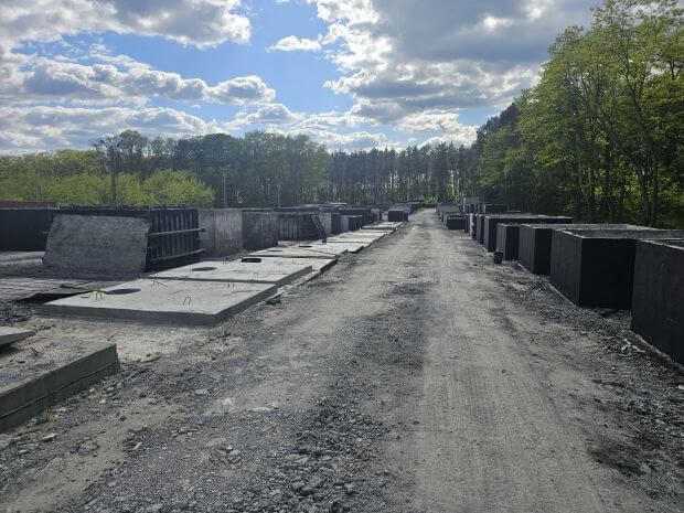 Zbiorniki betonowe różnych pojemności z atestem PZH  w Głownie